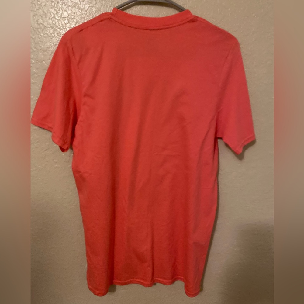 T shirts - Picture 2 of 2